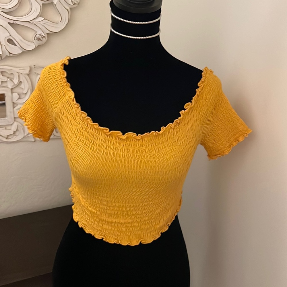 GIFTED WITH PURCHASE. USED. free. marigold crop top.
